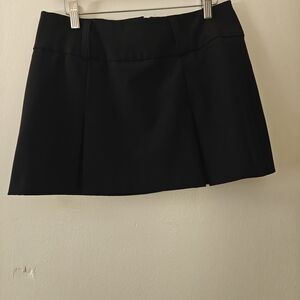 Forever 21 Sexy Tailored Black mini Skirt